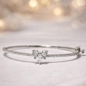 שור הזהב צמיד לב קשיח משובץ