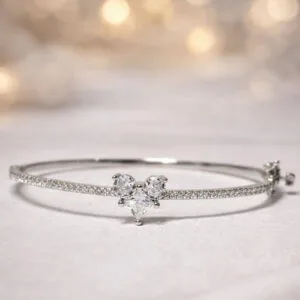 צמיד לב קשיח משובץ