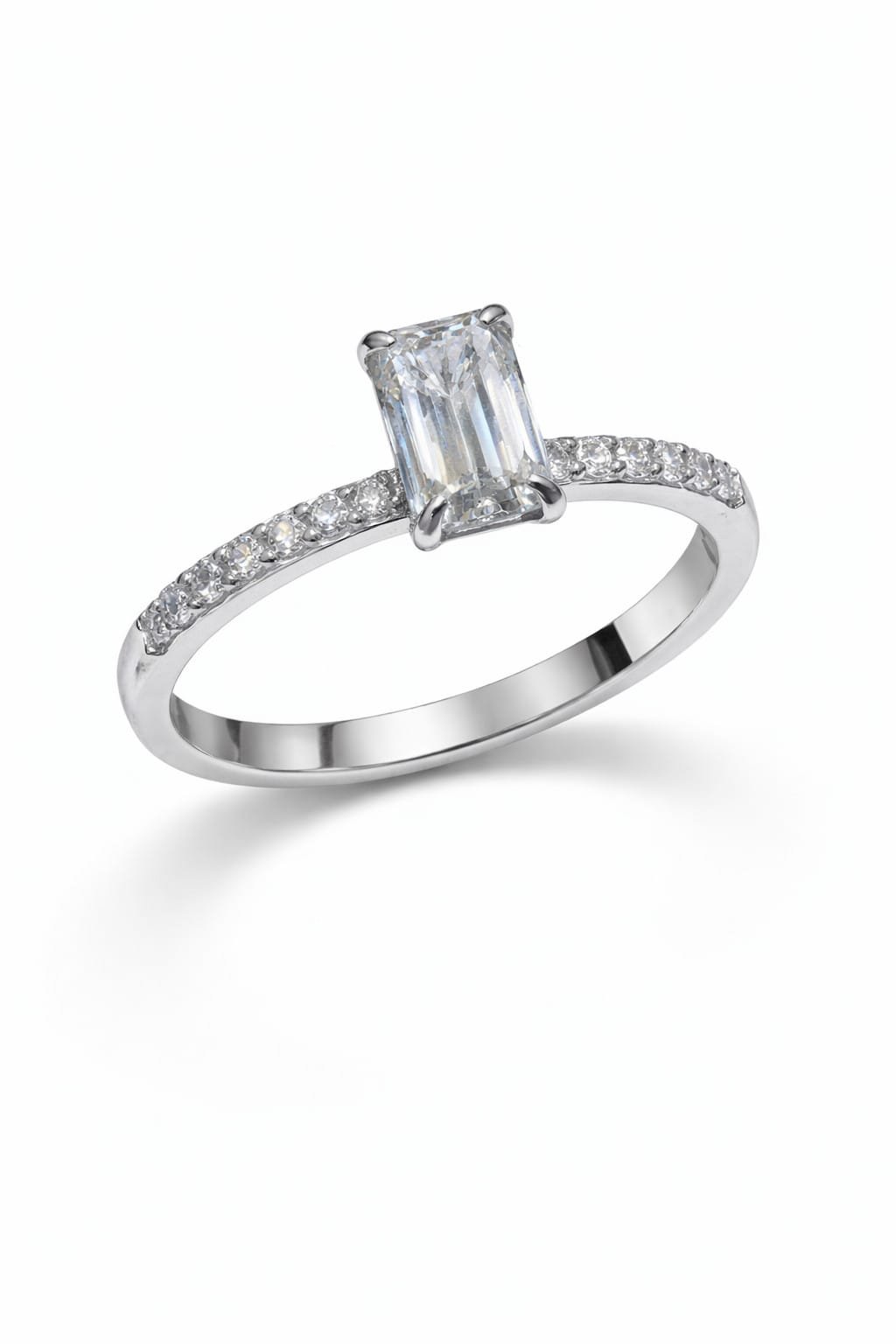 טבעת יהלום חיתוך אמרלד זהב לבן 14k טבעת יהלום חיתוך אמרלד זהב לבן 14k