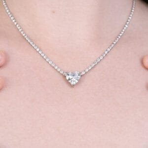 שור הזהב שרשרת טניס כסף עם תליון לב נוצץ